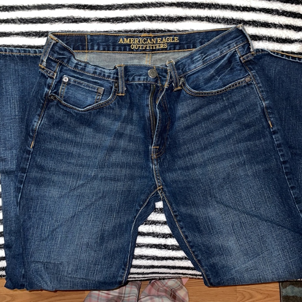 Mens jeans 33X32 original straight american eagle